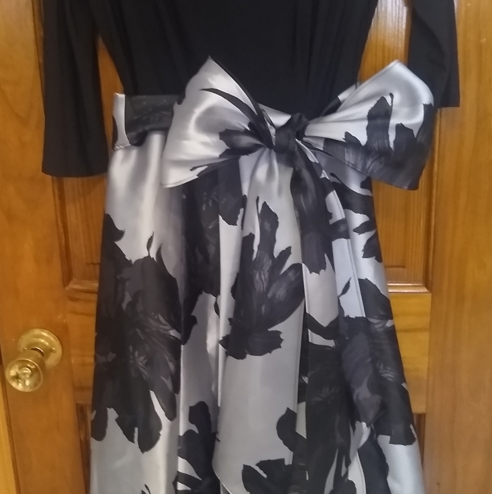 R&M Richards Gown